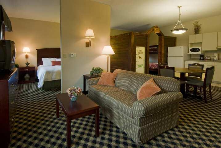 Hampton Inn Marshall Extérieur photo
